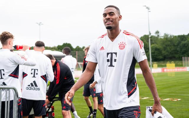 球探体育比分网-拜仁新赛季首练，赫拉芬贝赫的风头被德利赫特抢走